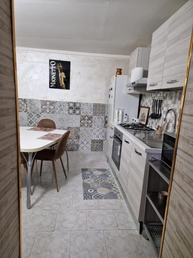 Nun C'E Penza Apartman Nápoly Kültér fotó